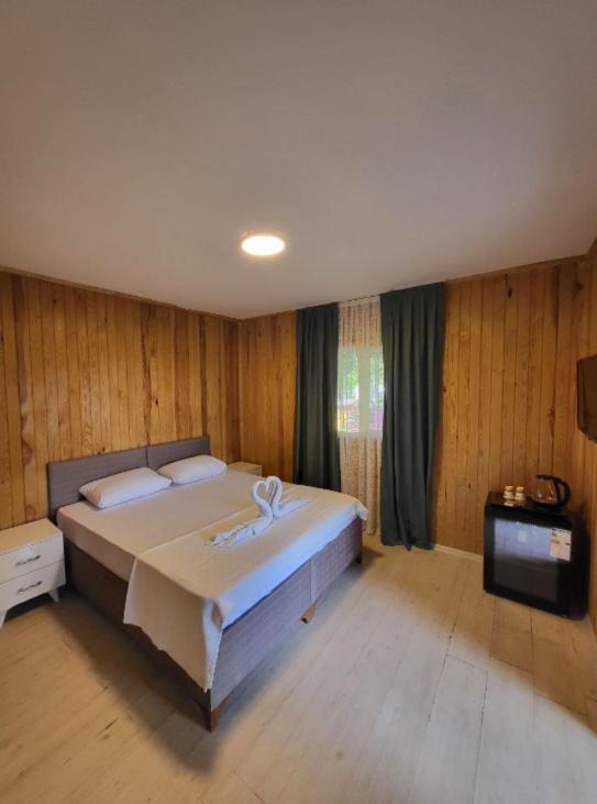 Cicek Evler Tatil Koeyue Armutlu Exterior foto
