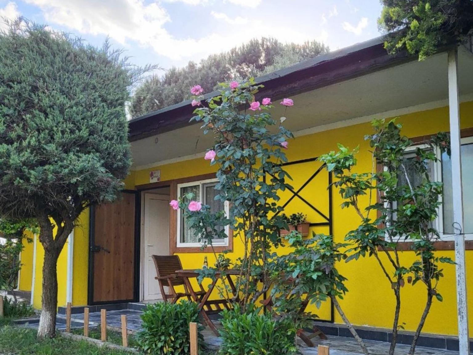 Cicek Evler Tatil Koeyue Armutlu Exterior foto